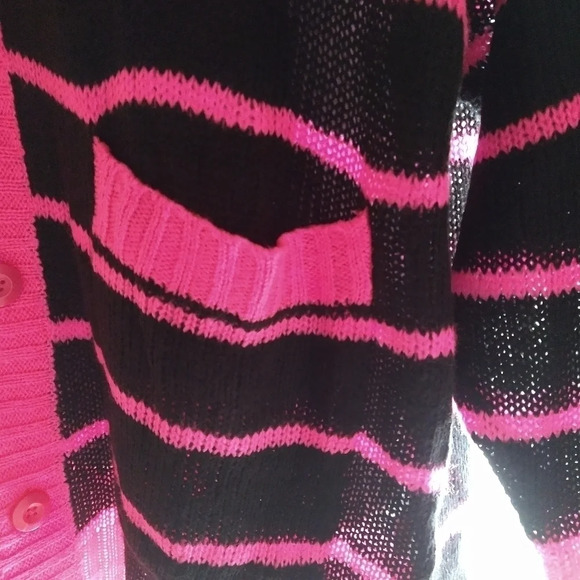 LULA Roe Lucille Sweater NWT - Picture 6 of 10